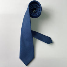 画像をギャラリービューアに読み込む, Silk tie "GYOGI" blue