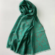 Load image into Gallery viewer, Silk cashmere stole &quot;GYOGI&quot; gray
